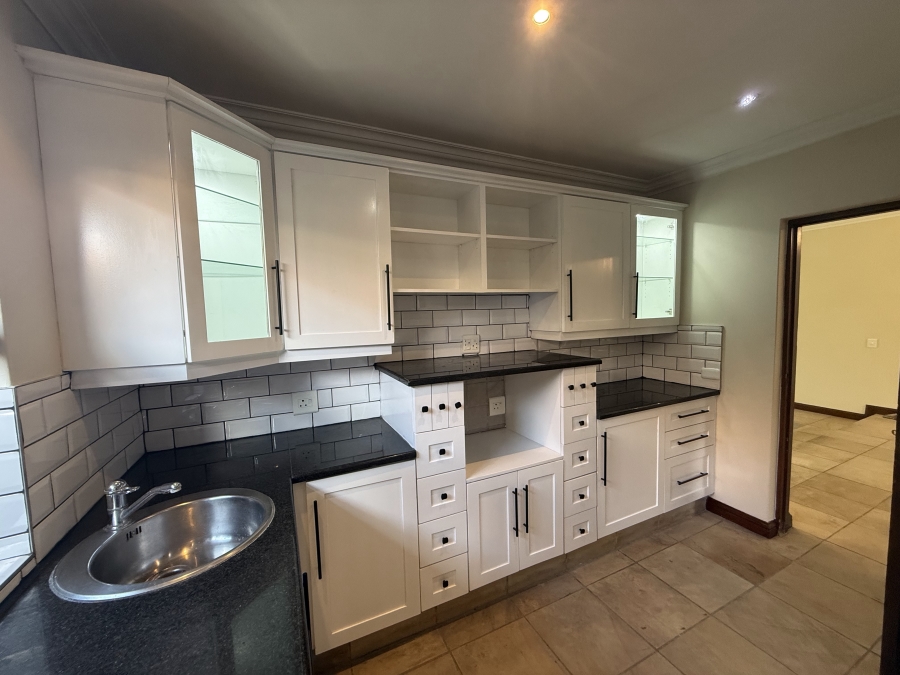 4 Bedroom Property for Sale in Pecanwood Estate North West